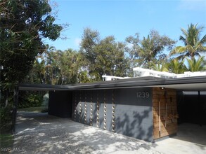 1239 Carlene Ave in Ft. Myers, FL - Building Photo - Building Photo