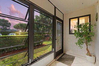 15450 Pembridge Ave in Delray Beach, FL - Building Photo - Building Photo
