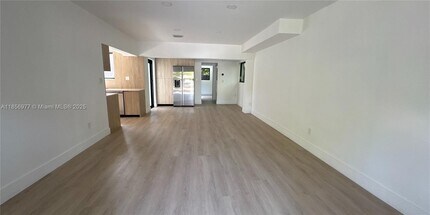 12800 NE 12th Ave in North Miami, FL - Building Photo - Building Photo