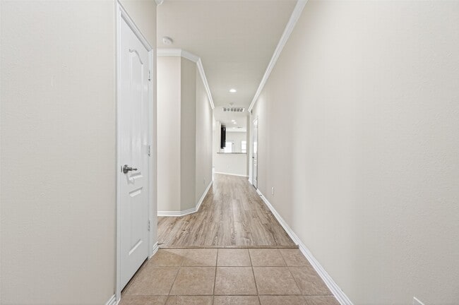 24634 Lakecrest Creek Dr in Katy, TX - Building Photo - Building Photo