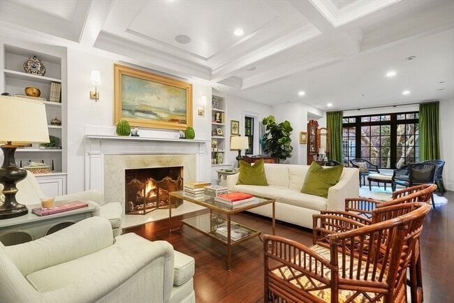 property at 3 Mount Vernon Square