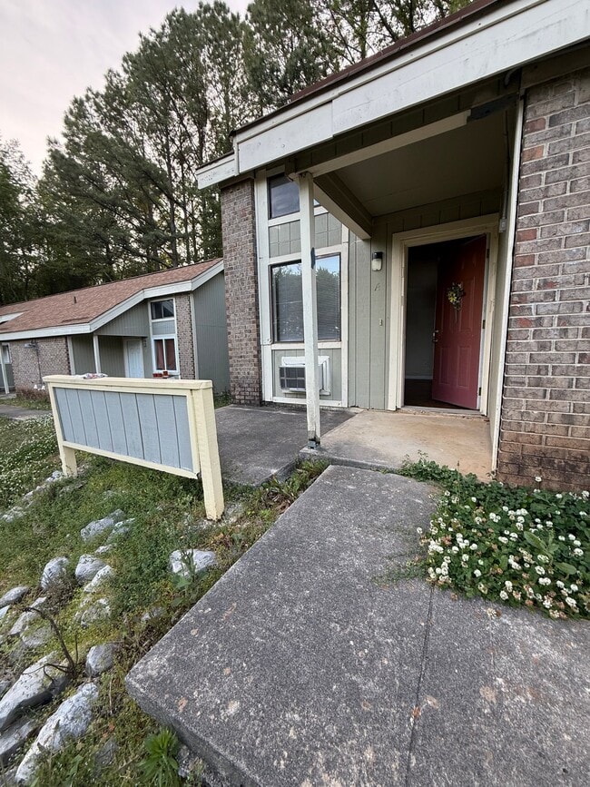 1419 Ascent Trail NW, Unit APT A