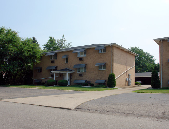 Linwood Apartments in Canton, OH - Foto de edificio - Building Photo