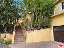 11720 Laurelcrest Dr in Los Angeles, CA - Building Photo