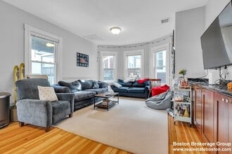 184 St Alphonsus St in Boston, MA - Building Photo - Building Photo