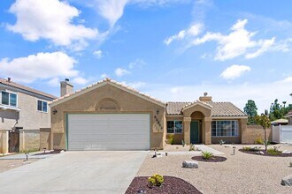 44884 Marge Pl in Temecula, CA - Building Photo - Building Photo