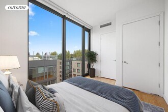 54 Noll St in Brooklyn, NY - Foto de edificio - Building Photo