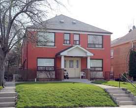 349 Northcliffe Blvd in Toronto, ON - Building Photo - Primary Photo