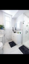 47 Nichols St, Unit 2 in Everett, MA - Foto de edificio - Building Photo