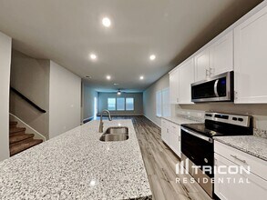 13630 Paxton Blvd in Saint Hedwig, TX - Building Photo - Building Photo