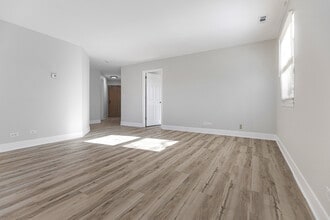 59 Gant Cir in Streamwood, IL - Building Photo - Building Photo