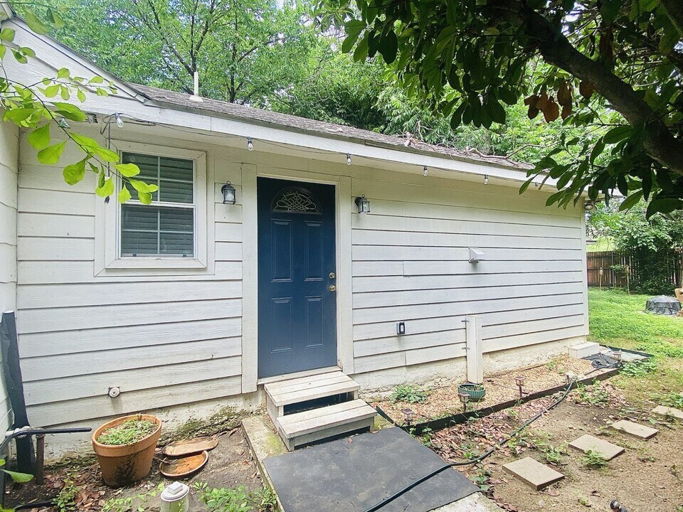 3932 Locke Ave in Fort Worth, TX - Building Photo
