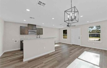 2020 Bagby Ave-Unit -A in Waco, TX - Building Photo - Building Photo