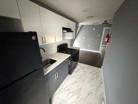 276 S 11th St in Newark, NJ - Building Photo