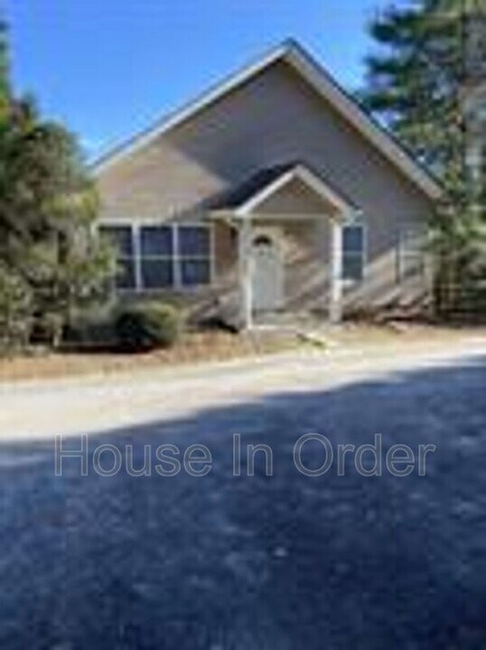 11 Howards Row Pl in Asheville, NC - Building Photo
