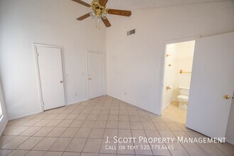 5238 N 74th Dr in Glendale, AZ - Building Photo - Building Photo