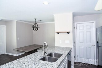 18741 Nautical Dr in Cornelius, NC - Building Photo - Building Photo