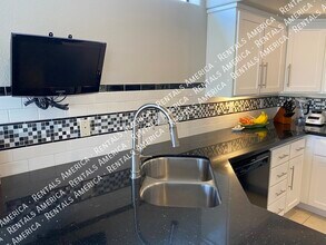 7400 E Gainey Club Dr in Scottsdale, AZ - Building Photo - Building Photo