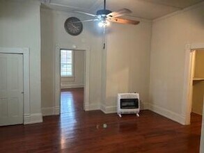 617 W Gandy St in Denison, TX - Building Photo - Building Photo