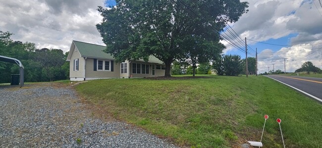 property at 3259 Old Greensboro Rd