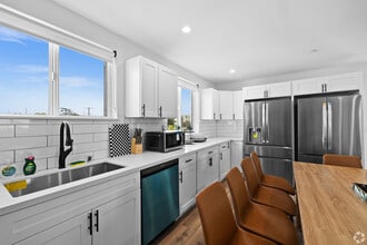 3430 Walton Ave in Los Angeles, CA - Building Photo - Building Photo