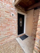 10116 Emnora Ln in Houston, TX - Building Photo - Building Photo