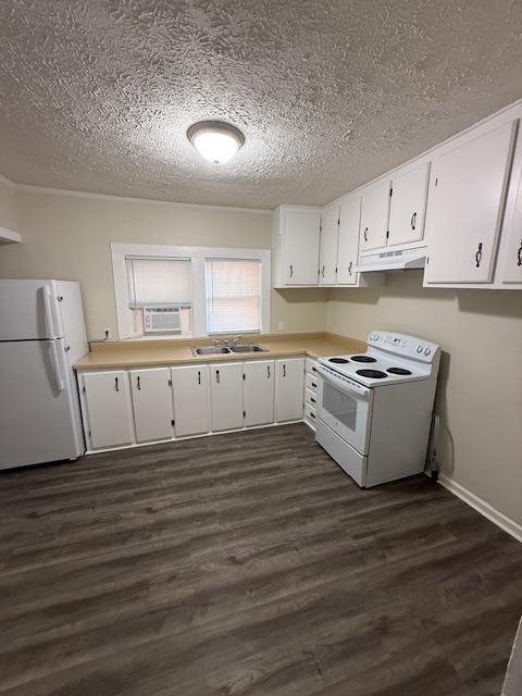 3844 Green Point Dr in Greensboro, NC - Building Photo - Building Photo