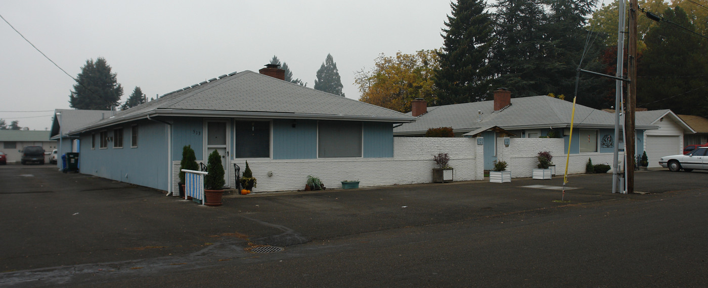 513-593 Linda Ave NE in Salem, OR - Foto de edificio