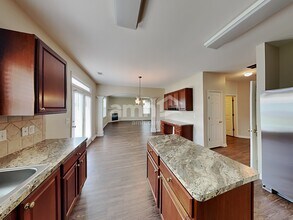 7366 Poppy Way in Union City, GA - Building Photo - Building Photo