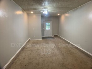1314 Pennington Ave in Edmond, OK - Building Photo - Building Photo