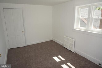 727 Haws Ave in Norristown, PA - Building Photo - Building Photo