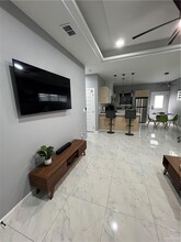 1421 E Iris Ave in McAllen, TX - Building Photo - Building Photo