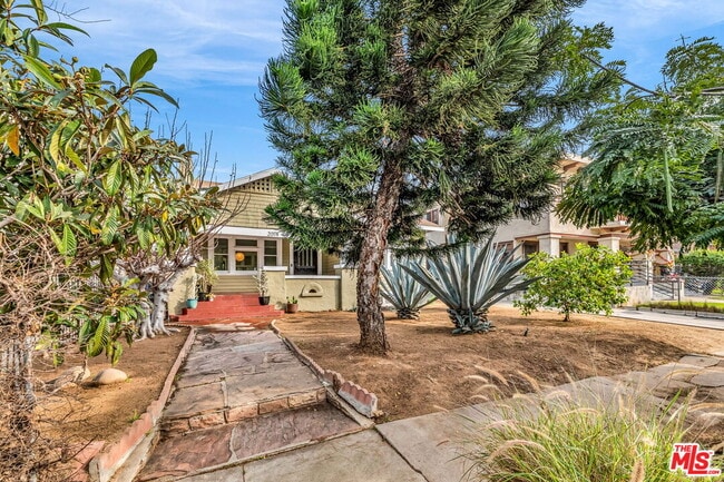 2014 5th Ave in Los Angeles, CA - Building Photo - Building Photo