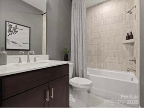 5624 Kingspan Dr in Charlotte, NC - Building Photo - Building Photo