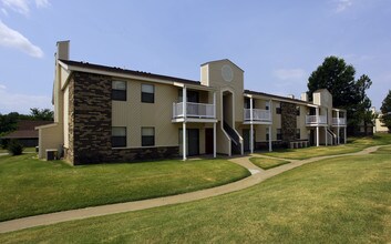 Shady Hollow Apartments Muskogee Ok For Rent Building Photo Shady Hollow Apartments In Muskogee Oklahoma