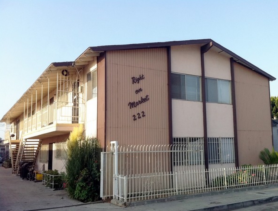 East Market Apartments in Long Beach, CA - Foto de edificio