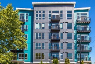 Pure Redmond in Redmond, WA - Building Photo