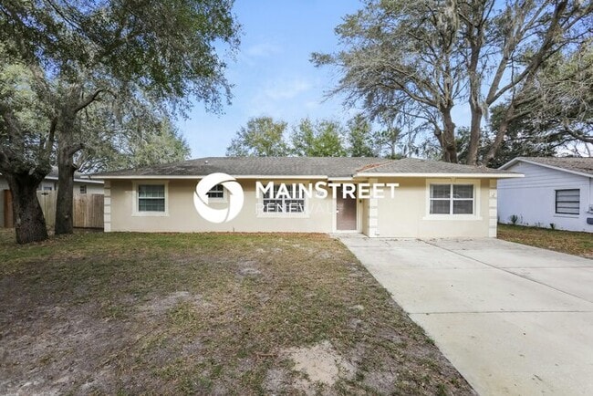 property at 2727 N Dellwood Dr