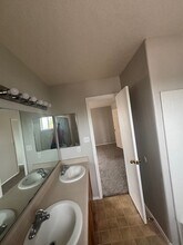 1607 Costilla Rd in Rio Rancho, NM - Building Photo - Building Photo