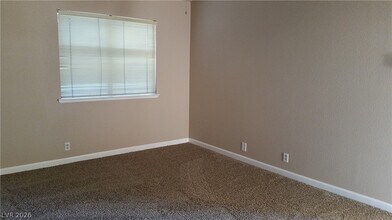 1745 Mt Hood St in Las Vegas, NV - Building Photo - Building Photo