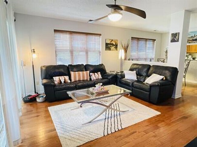 611 Olmsted Park Pl in Charlotte, NC - Building Photo - Building Photo