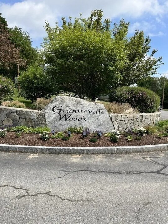 90 Indian Ridge Terrace in Westford, MA - Building Photo
