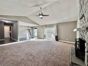 741 Maxine St in Fayetteville, NC - Building Photo - Building Photo