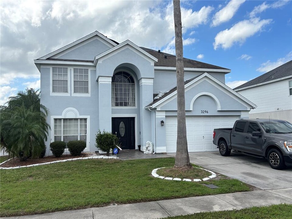 3296 Falcon Point Dr in Kissimmee, FL - Building Photo