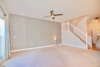 674 Spring Valley Dr in Lewis Center, OH - Building Photo - Building Photo