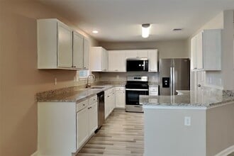 18502 Fair Grange Ln in Cypress, TX - Building Photo - Building Photo