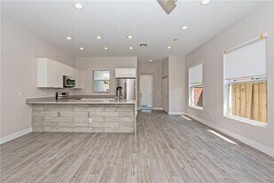 1105 NE 2nd Ave in Fort Lauderdale, FL - Building Photo