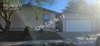 6092 E Ship Rock Dr in Tucson, AZ - Building Photo