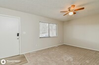 1430 Luna Vista St in Colorado Springs, CO - Building Photo - Building Photo