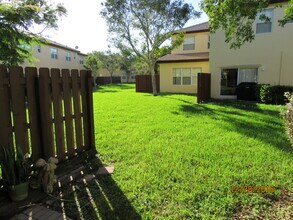 3370 NE 14th Dr in Homestead, FL - Foto de edificio - Building Photo